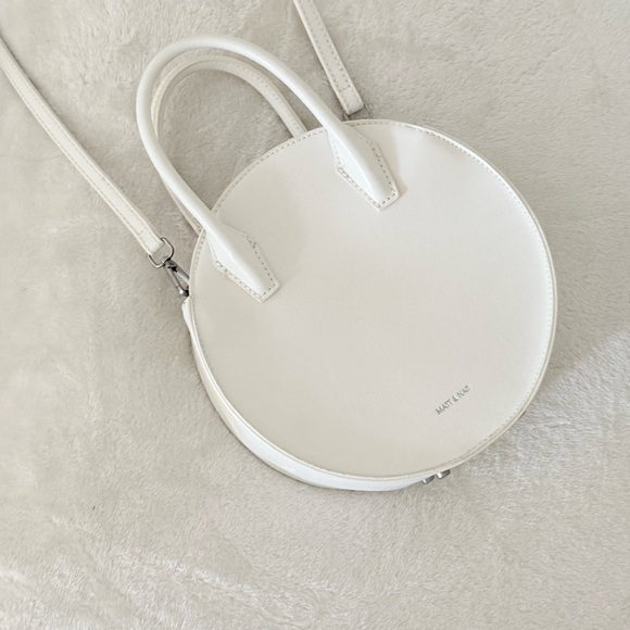Matt & Nat Handbags - MATT & NAT Vegan White Circle Tote Handbag